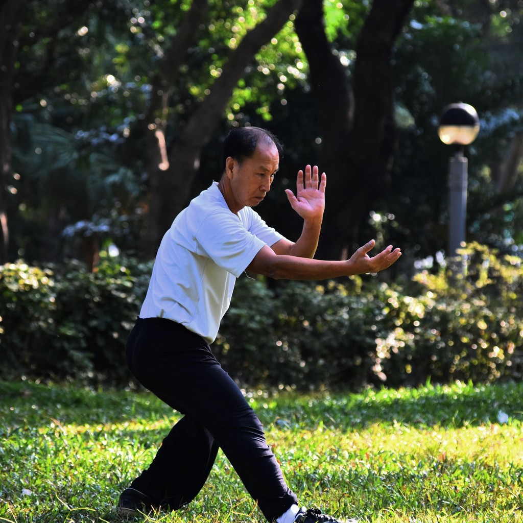 Tai Chi to ease neck and shoulder pain