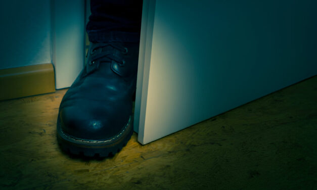 The Foot-in-the-Door Technique: A Secret Strategy for Sale Boosting Conversions