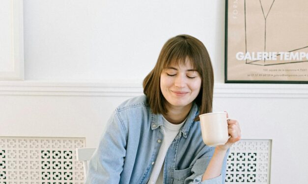 Want More Clicks? Stop Writing Emails and Start Showing Them