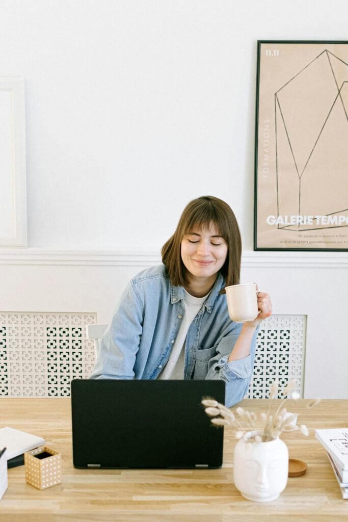 Want More Clicks? Stop Writing Emails and Start Showing Them