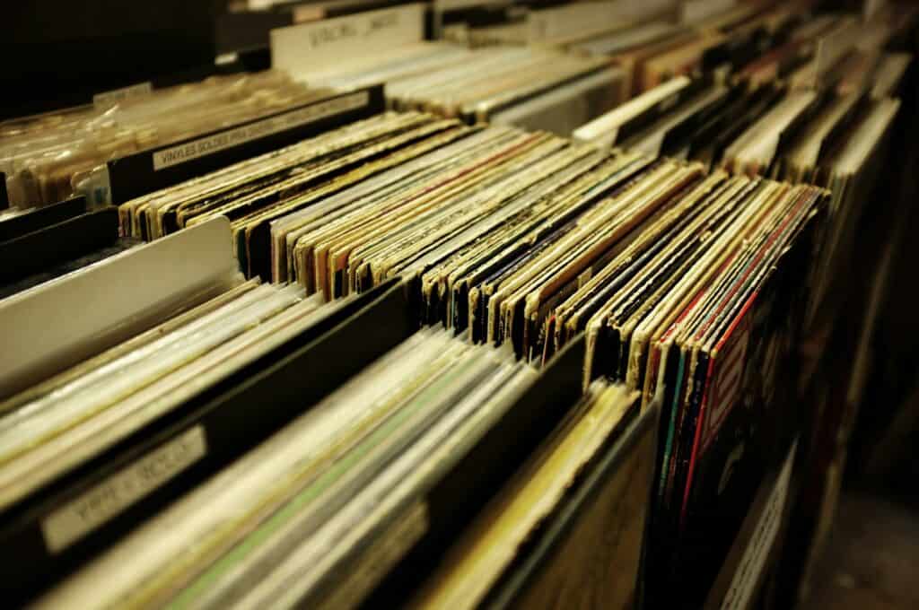 How to Turn Boring Public Records into a Hugely Profitable Business